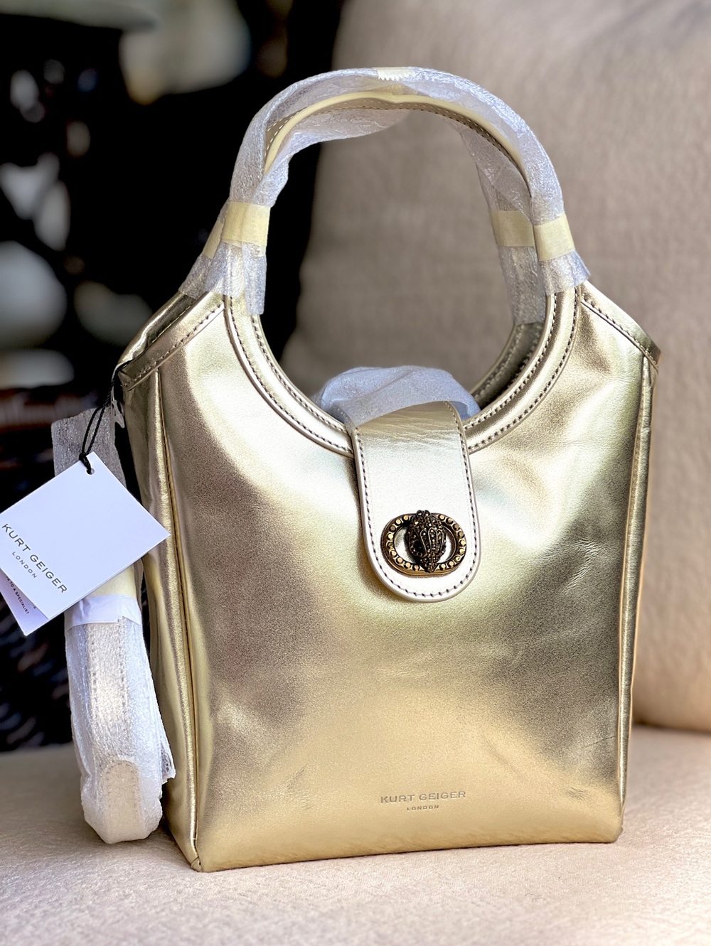 KURT GEIGER Chelsea Small Tote bag Gold Champagne NTW